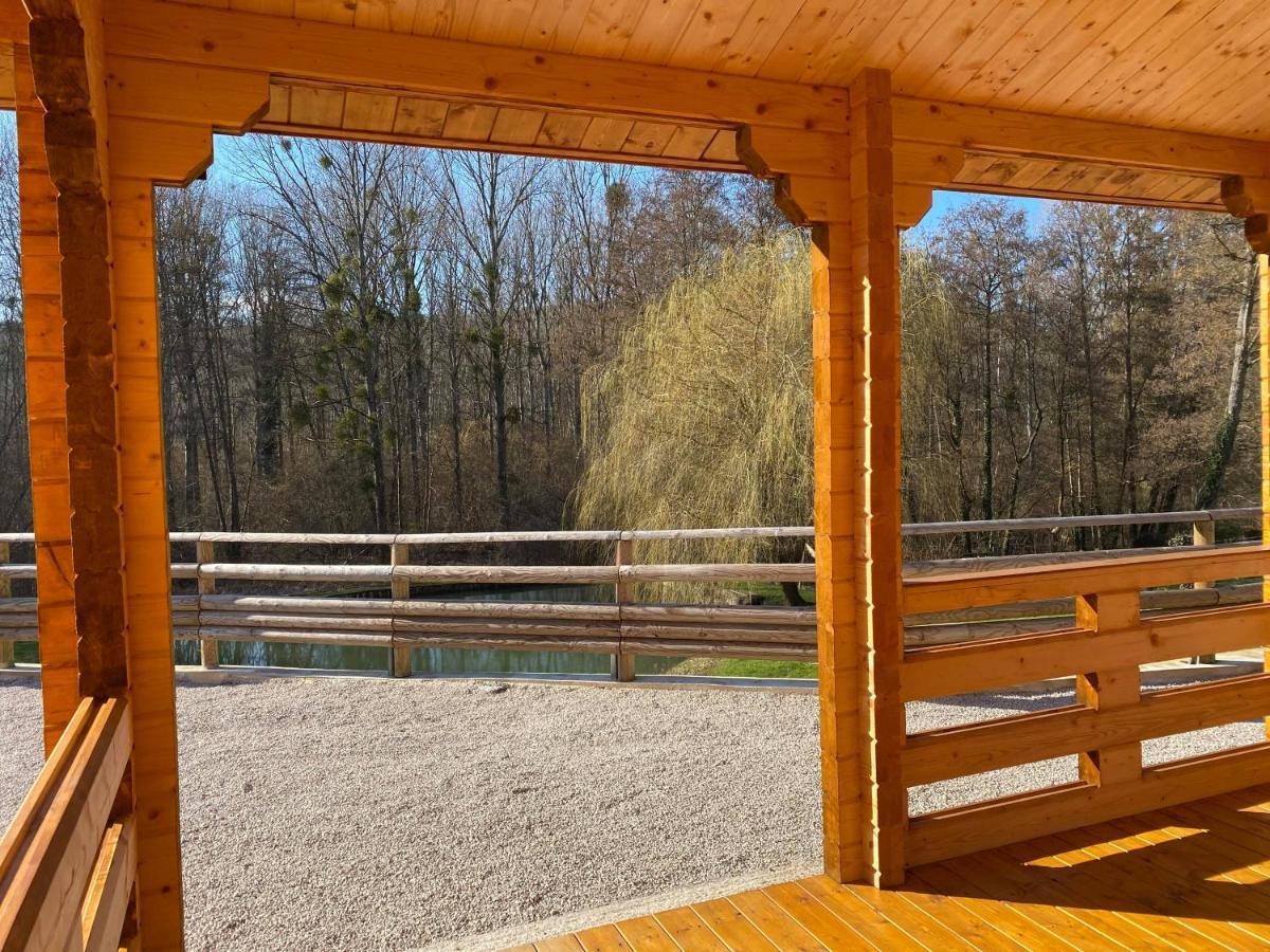 Les Chalets Du Marais Saint-Pierre-Aigle Extérieur photo